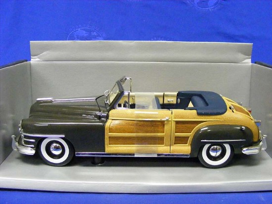 chrysler-town-country-1948-gunmetal-gray-motor-city-classics-MCC5004