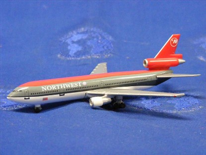 dc-10-northwest-airlines-herpa-HER500104
