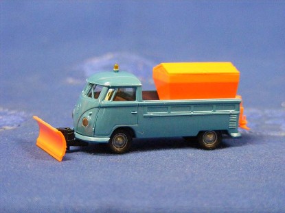 vw-truck-with-plow-sander-brekina-BRE32924