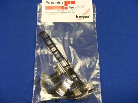 truck-kit-36-chassis-tanks-steps-tires-herpa-HER005383