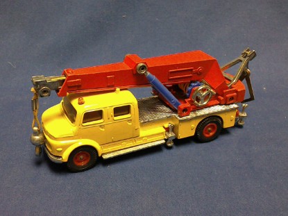Picture of Mercedes Crane truck